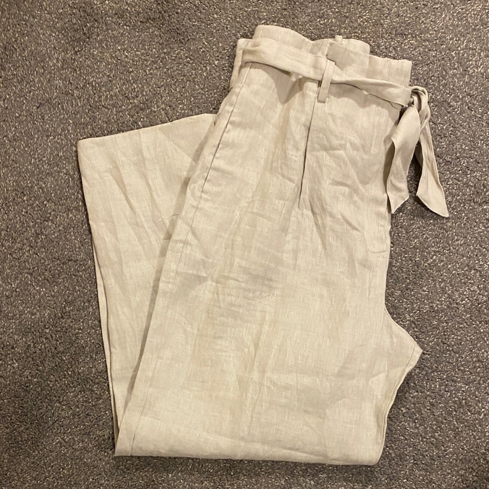 NWT. 100% Linen Cream MNG Casual to Career Pants with Fabric Belt